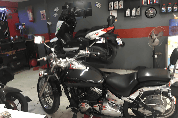 Redline Motors 